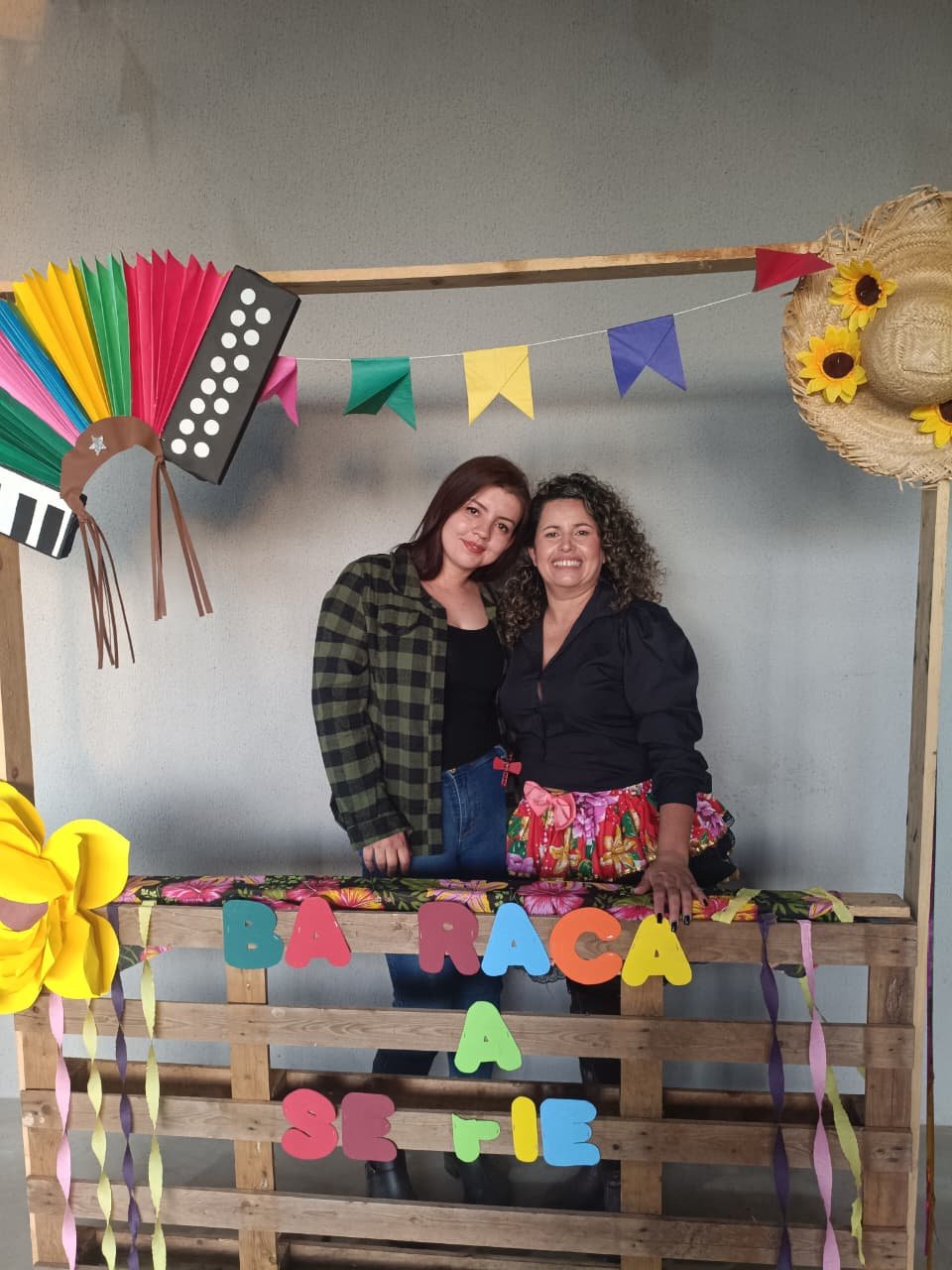 Apresentação musical na Festa Julina